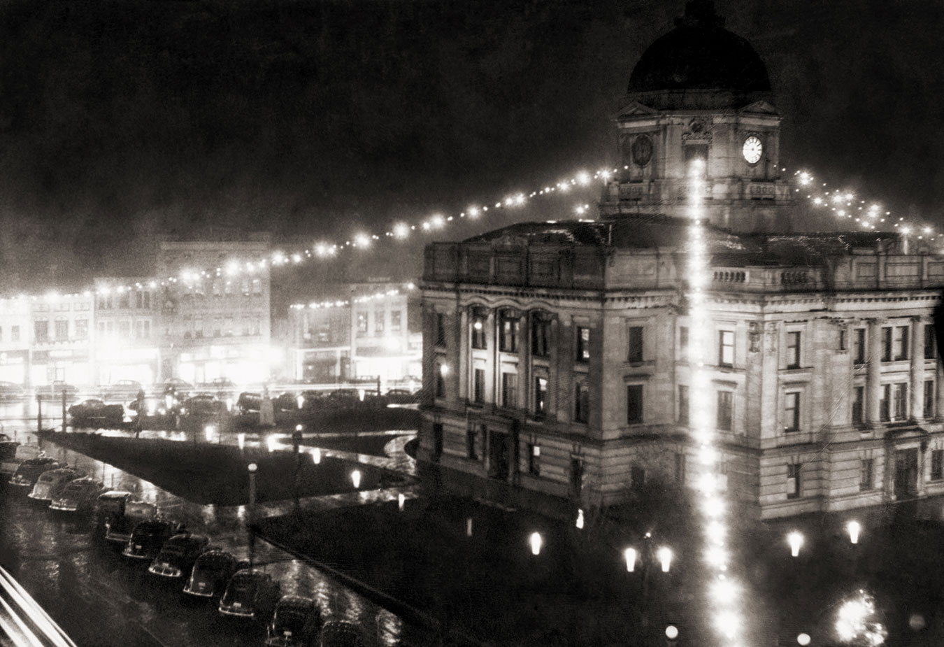 The Canopy of Lights in the 1930s. | Photo courtesy of The Monroe County History Center, ©The Monroe County History Center Collection