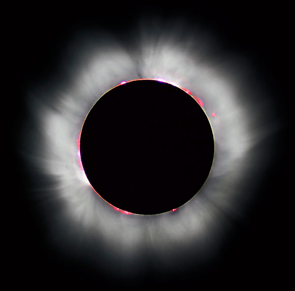 During a total solar eclipse, the moon fully covers the sun. | Photo courtesy of <a href="https://lucnix.be/" target="_blank">Luc Viatour, Lucnix.be</a> 