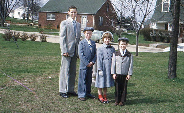 The Lockridge children, Easter 1952: (l-r) Ernest, Larry, Jeanne, and Ross III. | Photo courtesy of Ernest Lockridge