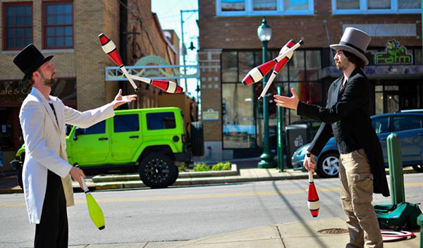 Jugglers Adam Ploshay, left, and Scott Weingard practice their routine on Kirkwood. Ploshay will appear in Saturday’s shows. | Photo courtesy of Corwin Deckard Photography