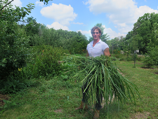 Volunteer Erik Anderson leads a work and learn day at BCO on a recent Saturday. | Limestone Post