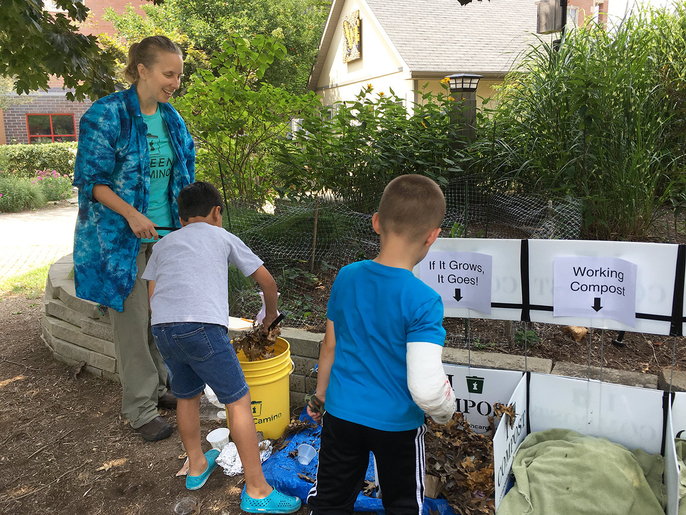 As Green Camino turns one, they are celebrating a year of offering Bloomington an alternative to the landfill. In addition to providing curbside compost pick-up for residents, businesses, and events, Green Camino is an advocate for environmental education and partners with local schools and organizations to help teach kids about composting and sustainable living. Co-founder Randi Cox is pictured leading a learning session at the WonderLab Museum in summer 2018. | Photo courtesy of Green Camino