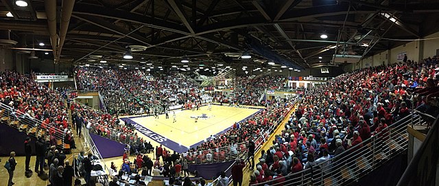 Inside Seymour High School's Lloyd E. Scott Gymnasium | Photo by <a href="https://upload.wikimedia.org/wikipedia/commons/3/35/Seymour-high-school.jpg" >IndyNotes</a> [<a href="https://creativecommons.org/licenses/by-sa/4.0" target="_blank">CC BY-SA</a>]