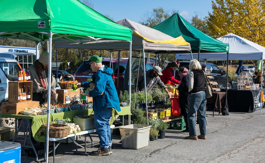 Bloomingfoods Co-op pulled together a temporary market at its east-side location last summer after Mayor John Hamilton shut down the Bloomington Community Farmers’ Market for two weeks in August.